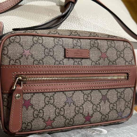 Gucci Handbags - GUCCI CROSBODY BAG! Limited edition!